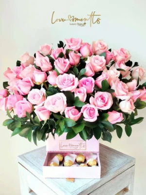 Cofre amadeo ramos de flores Love MOments Floristeria Medellin